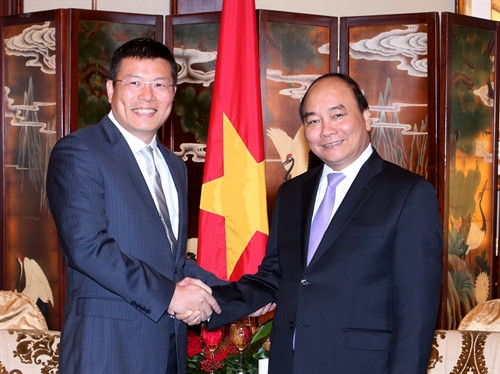 Thủ tướng Nguyễn Xuân Phúc tiếp ông Hong Tian Zhu, Chủ tịch Tập đoàn Texhong. Ảnh: Thống Nhất-TTXVN