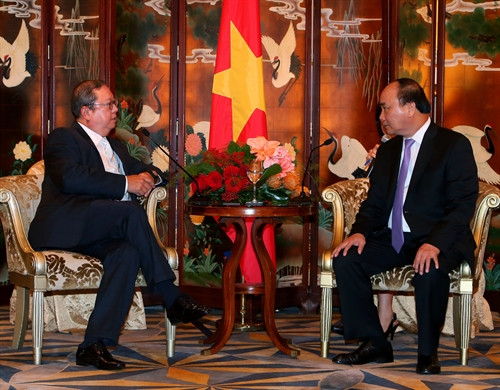 Thủ tướng Nguyễn Xuân Phúc tiếp ông Peter Lam, Chủ tịch Tập đoàn Laisun. Ảnh: Thống Nhất-TTXVN