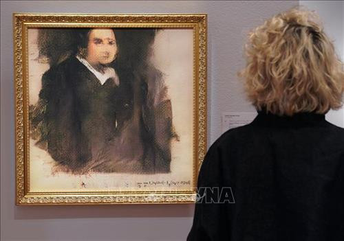 Bức họa "Chân dung Edmond Belamy" . Ảnh: AFP/TTXVN Bức họa "Chân dung Edmond Belamy" . Ảnh: AFP/TTXVN