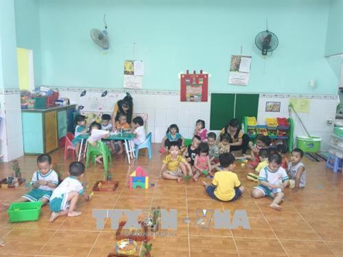Một cơ sở giữ trẻ trên địa bàn Thành phố Hồ Chí Minh. Ảnh: Thu Hoài - TTXVN Một cơ sở giữ trẻ trên địa bàn Thành phố Hồ Chí Minh. Ảnh: Thu Hoài - TTXVN