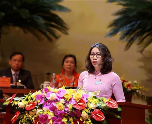 Chủ tịch Hội nông dân Việt Nam tỉnh Bình Phước Đào Thị Lanh phát biểu tham luận tại phiên khai mạc trọng thể 12/12. Ảnh: Vũ Sinh - TTXVN Chủ tịch Hội nông dân Việt Nam tỉnh Bình Phước Đào Thị Lanh phát biểu tham luận tại phiên khai mạc trọng thể 12/12. Ảnh: Vũ Sinh - TTXVN