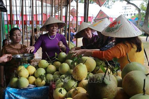 Lễ hội thanh trà Huế. Ảnh: Hồ Cầu - TTXVN