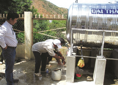 Đã có 90% số hộ đồng bào Chăm trong tỉnh được sử dụng nước sinh hoạt hợp vệ sinh