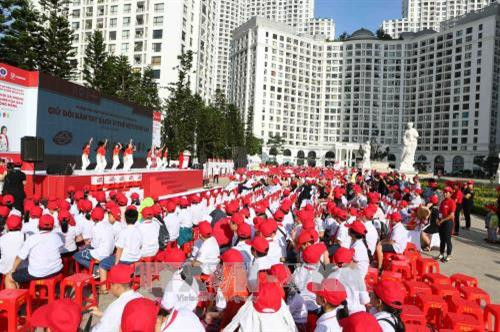 Quang cảnh lễ mít tinh. Ảnh: Thành Đạt – TTXVN