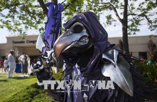 Người chơi hóa trang thành các nhân vật hoạt hình yêu thích tại lễ hội hóa trang Anime 2018 ở Toronto. THX/ TTXVN