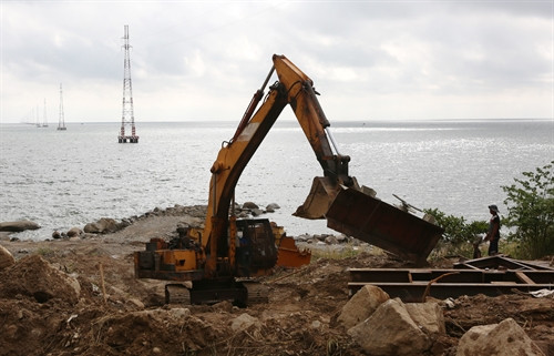 Phá đá, chuẩn bị mặt bằng thi công trạm biến áp 110kV Lại Sơn. Phá đá, chuẩn bị mặt bằng thi công trạm biến áp 110kV Lại Sơn.