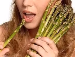 Công dụng chữa bệnh tuyệt vời của cây măng tây ảnh 2