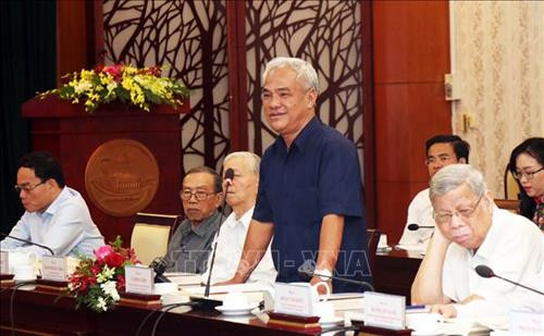 TS Lê Hồng Liêm, Phó Chủ tịch Trung ương Hội hữu nghị Việt Nam-Campuchia tham luận tại Hội thảo. Ảnh: Xuân Khu-TTXVN TS Lê Hồng Liêm, Phó Chủ tịch Trung ương Hội hữu nghị Việt Nam-Campuchia tham luận tại Hội thảo. Ảnh: Xuân Khu-TTXVN