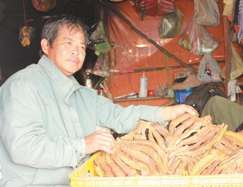 Sản phẩm cá lóc khô ở hồ thủy điện Đồng Nai 3 đang được người tiêu dùng ưa chuộng Sản phẩm cá lóc khô ở hồ thủy điện Đồng Nai 3 đang được người tiêu dùng ưa chuộng