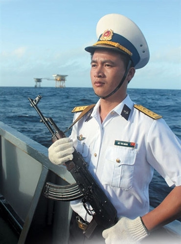 Súng chắc tay ngày đêm canh giữ biển trời ảnh 1 Súng chắc tay ngày đêm canh giữ biển trời ảnh 1