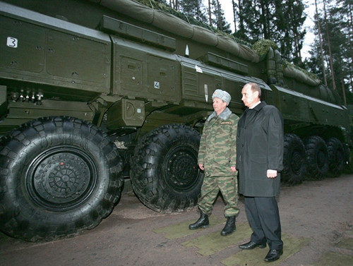 Tổng thống Putin – Tổng tư lệnh tối cao của nước Nga ảnh 10