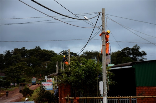Mở rộng, nâng cấp hệ thống lưới điện tại xã Đắk Buk So, huyện Tuy Đức.