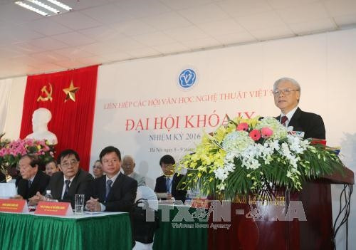 Tổng Bí thư Nguyễn Phú Trọng phát biểu tại Đại hội. Ảnh: Trí Dũng - TTXVN Tổng Bí thư Nguyễn Phú Trọng phát biểu tại Đại hội. Ảnh: Trí Dũng - TTXVN