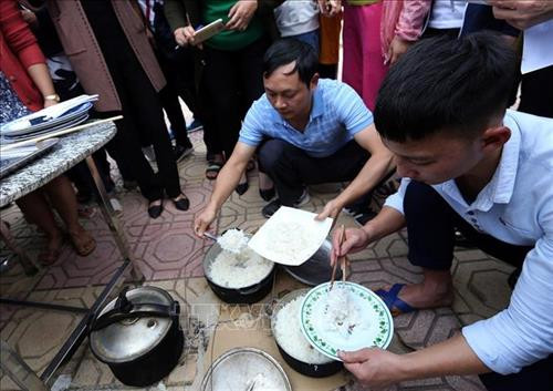 Chương trình vui Tết cho học sinh dân tộc nội trú ảnh 6 Chương trình vui Tết cho học sinh dân tộc nội trú ảnh 6