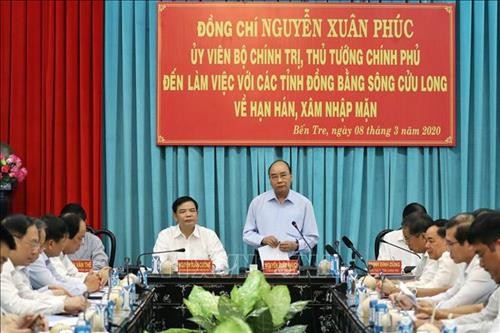 Thủ tướng Nguyễn Xuân Phúc phát biểu. Ảnh: Thống Nhất- TTXVN Thủ tướng Nguyễn Xuân Phúc phát biểu. Ảnh: Thống Nhất- TTXVN