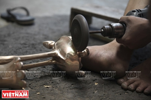 Làng đúc đồng Đại Bái ảnh 8