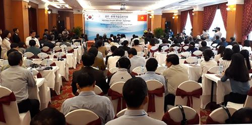 Quang cảnh hội thảo. Ảnh: Tường Vi - TTXVN Quang cảnh hội thảo. Ảnh: Tường Vi - TTXVN