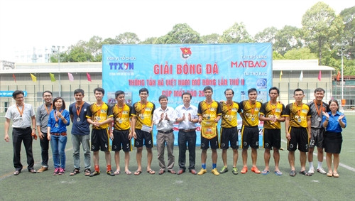 Đội chủ nhà Cơ quan TTXVN khu vực phía Nam giành giải nhì chung cuộc