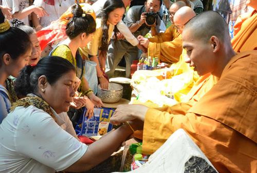 Tết Bunpimay trên cao nguyên Đắk Lắk ảnh 7 Tết Bunpimay trên cao nguyên Đắk Lắk ảnh 7