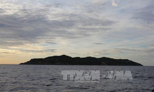 Phong cảnh đảo Cù Lao Xanh. Ảnh: Ly Kha – TTXVN. Phong cảnh đảo Cù Lao Xanh. Ảnh: Ly Kha – TTXVN.