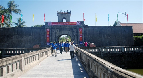 Khu di tích lịch sử đặc biệt Thành cổ Quảng Trị.