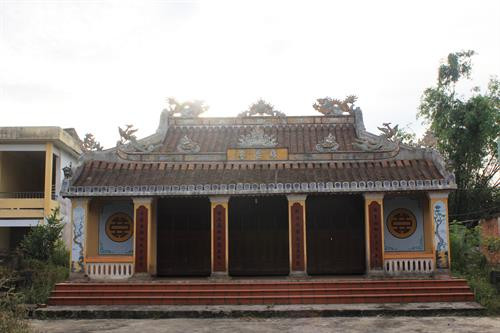 Di tích Đình Cẩm Toại. Ảnh: baotangdanang.vn Di tích Đình Cẩm Toại. Ảnh: baotangdanang.vn