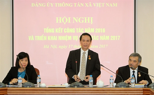 Đồng chí Nguyễn Đức Lợi, Ủy viên Trung ương Đảng, Bí thư Đảng ủy, Tổng Giám đốc Thông tấn xã Việt Nam chủ trì hội nghị.. Ảnh: Quốc Khánh- TTXVN