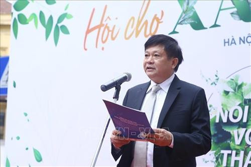Phó Tổng giám đốc TTXVN Đinh Đăng Quang phát biểu khai mạc. Ảnh: Minh Quyết - TTXVN Phó Tổng giám đốc TTXVN Đinh Đăng Quang phát biểu khai mạc. Ảnh: Minh Quyết - TTXVN
