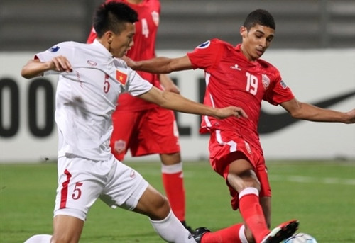 Với việc đánh bại đối thủ U19 Bahrain 1-0 tại Tứ kết giải U19 châu Á 2016, đội tuyển U19 Việt Nam (áo trắng) lần đầu tiên có mặt ở VCK World Cup U20 2017. Với việc đánh bại đối thủ U19 Bahrain 1-0 tại Tứ kết giải U19 châu Á 2016, đội tuyển U19 Việt Nam (áo trắng) lần đầu tiên có mặt ở VCK World Cup U20 2017.