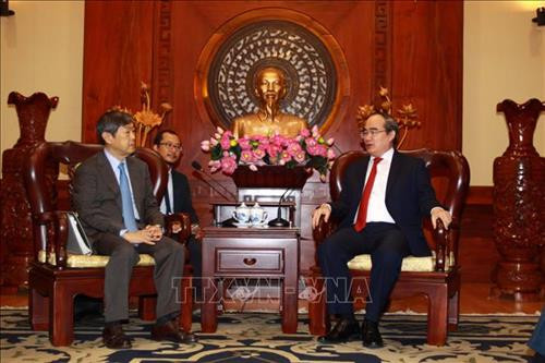 Ông Shinichi Kitaoka tin tưởng Thành phố Hồ Chí Minh tiếp tục sẽ là điểm đến hấp dẫn của các nhà đầu tư Nhật Bản. Ảnh: Thanh Vũ - TTXVN Ông Shinichi Kitaoka tin tưởng Thành phố Hồ Chí Minh tiếp tục sẽ là điểm đến hấp dẫn của các nhà đầu tư Nhật Bản. Ảnh: Thanh Vũ - TTXVN