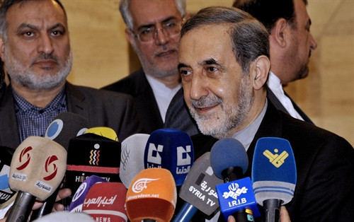 :Ông Ali Akbar Velayati phát biểu trong cuộc họp báo ở thủ đô Damascus, Syria ngày 7/5. EPA/TTXVN