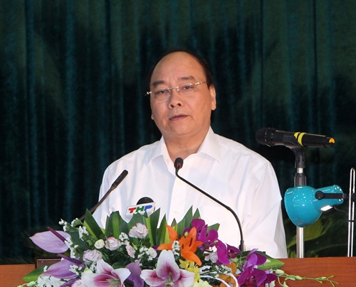 Thủ tướng Nguyễn Xuân Phúc trình bày Chương trình hành động tại Đơn vị bầu cử số 3, huyện Tiên Lãng, thành phố Hải Phòng, ngày 8/5. Ảnh: Thống Nhất-TTXVN Thủ tướng Nguyễn Xuân Phúc trình bày Chương trình hành động tại Đơn vị bầu cử số 3, huyện Tiên Lãng, thành phố Hải Phòng, ngày 8/5. Ảnh: Thống Nhất-TTXVN