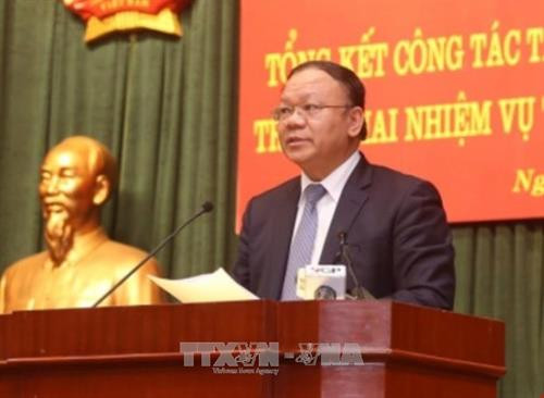 Tổng cục trưởng Tổng cục Thuế Bùi Văn Nam trình bày tham luận. Ảnh: Phạm Hậu - TTXVN Tổng cục trưởng Tổng cục Thuế Bùi Văn Nam trình bày tham luận. Ảnh: Phạm Hậu - TTXVN