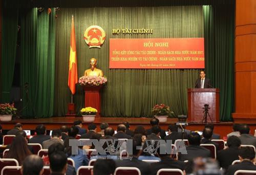 Phó Chủ tịch Ủy ban nhân dân Thành phố Hà Nội Nguyễn Doãn Toản trình bày tham luận tại Hội nghị. Ảnh: Phạm Hậu-TTXVN Phó Chủ tịch Ủy ban nhân dân Thành phố Hà Nội Nguyễn Doãn Toản trình bày tham luận tại Hội nghị. Ảnh: Phạm Hậu-TTXVN