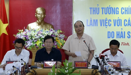 Thủ tướng Nguyễn Xuân Phúc phát biểu tại cuộc làm việc Ảnh: Thống Nhất-TTXVN Thủ tướng Nguyễn Xuân Phúc phát biểu tại cuộc làm việc Ảnh: Thống Nhất-TTXVN