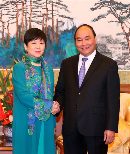 Thủ tướng Nguyễn Xuân Phúc tiếp Chủ tịch Hội hữu nghị đối ngoại nhân dân Trung Quốc, Lý Tiểu Lâm. Ảnh: Thống Nhất -TTXVN Thủ tướng Nguyễn Xuân Phúc tiếp Chủ tịch Hội hữu nghị đối ngoại nhân dân Trung Quốc, Lý Tiểu Lâm. Ảnh: Thống Nhất -TTXVN