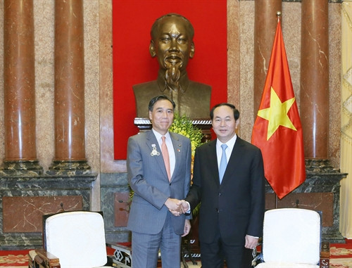 Chiều 24/10/2016, tại Phủ Chủ tịch, Chủ tịch nước Trần Đại Quang tiếp ông Shuichi Abe, Thống đốc tỉnh Nagano (Nhật Bản) sang thăm và làm việc tại Việt Nam. Ảnh: Nhan Sáng-TTXVN