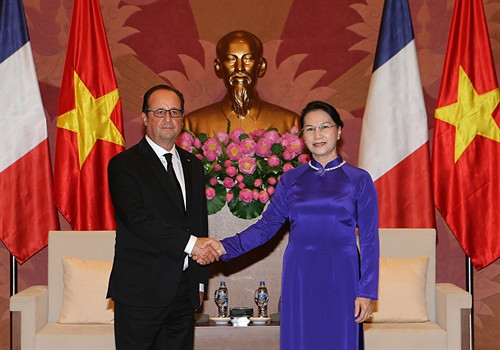 Chủ tịch Quốc hội Nguyễn Thị Kim Ngân hội kiến Tổng thống Pháp Francois Hollande..Ảnh: Trọng Đức- TTXVN