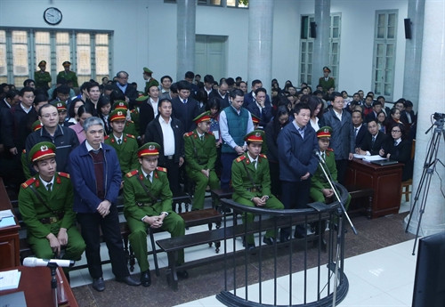 Các bị cáo tại phiên xét xử. Ảnh: Phạm Kiên – TTXVN Các bị cáo tại phiên xét xử. Ảnh: Phạm Kiên – TTXVN