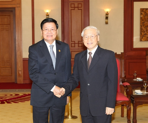 Tổng Bí thư Nguyễn Phú Trọng tiếp Thủ tướng Lào Thongloun Sisoulith. Ảnh: Trí Dũng-TTXVN