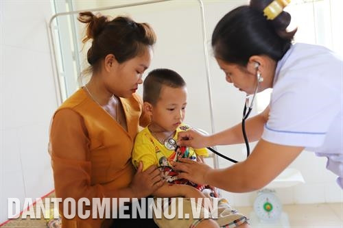 Các trạm y tế ở huyện Nậm Nhùn được xây dựng đồng bộ từ tuyến huyện, xã xuống thôn, bản; cơ bản đáp ứng được nhu cầu chăm sóc sức khỏe của đồng bào. Ảnh: An Thành Đạt