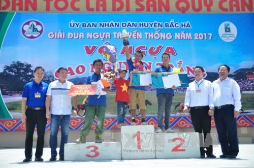 Hấp dẫn Giải đua "Vó ngựa cao nguyên trắng" ảnh 6