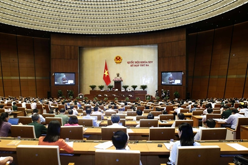 Toàn cảnh phiên chất vấn và trả lời chất vấn. Ảnh: Văn Điệp – TTXVN Toàn cảnh phiên chất vấn và trả lời chất vấn. Ảnh: Văn Điệp – TTXVN