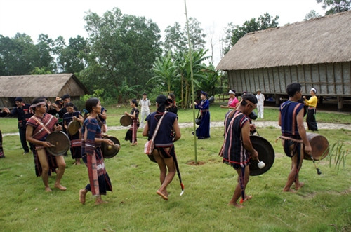 Lễ vào nhà mới của đồng bào Bahnar ảnh 5