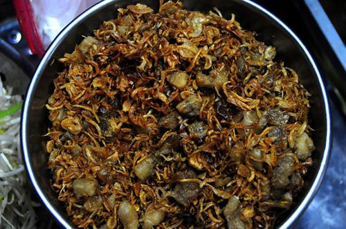 Bún đỏ - món ăn bình dân về đêm nổi tiếng ở Ban Mê ảnh 5