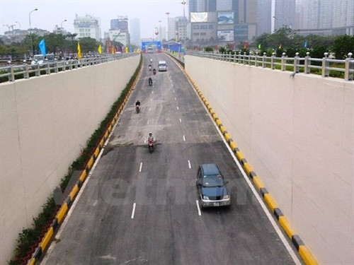 Nút giao hầm chui Trung Hòa sẽ giúp giải tỏa ùn tắc giao thông của thủ đô Hà Nội. (Ảnh: Việt Hùng/Vietnam+) Nút giao hầm chui Trung Hòa sẽ giúp giải tỏa ùn tắc giao thông của thủ đô Hà Nội. (Ảnh: Việt Hùng/Vietnam+)