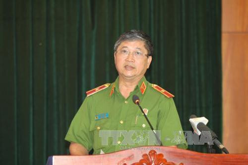 Phó GS - TS Vũ Đức Khiển, Hiệu trưởng trường Cao đẳng Cảnh sát Nhân dân II, tham gia thảo luận tại Hội thảo. Ảnh: Thanh Vũ - TTXVN