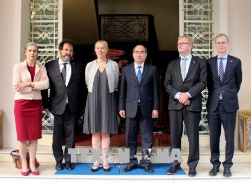 Các đại biểu chụp ảnh chung. Ảnh: Xuân Khu - TTXVN