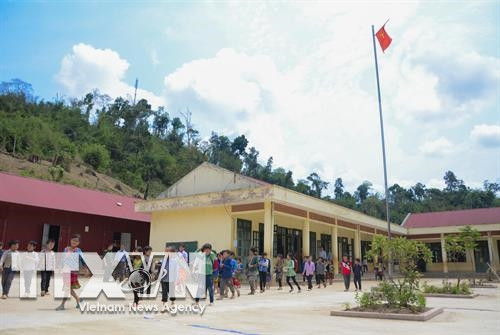 Trường tiểu học Chung Chải 2 được xây dựng kiên cố, sạch đẹp. Ảnh: Văn Dũng – TTXVN