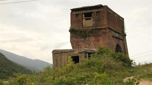 Di tích Hải Vân Quan nằm trên địa phận hai địa phương Đà Nẵng và Thừa Thiên - Huế. Ảnh: Hoàng Yến